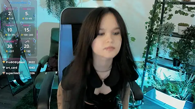 Elainebeness Chat XXX live