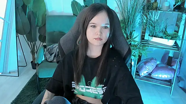 Chat +18 de Elainebeness ao vivo