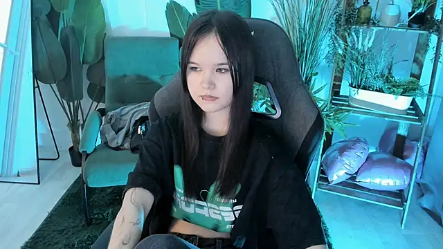 Elainebeness' Live XXX Chat