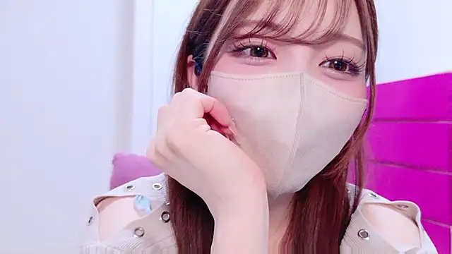 0o_MOMO_o0 Show Webcam