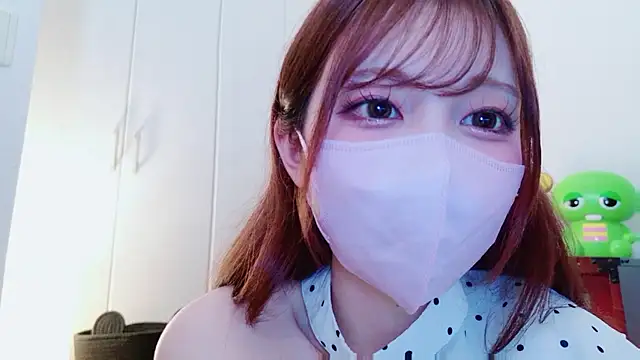 0o_MOMO_o0のウェブカメラショー