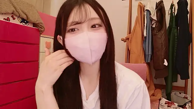 0o_MOMO_o0のライブXXXチャット