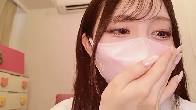 0o_MOMO_o0's Live XXX Chat