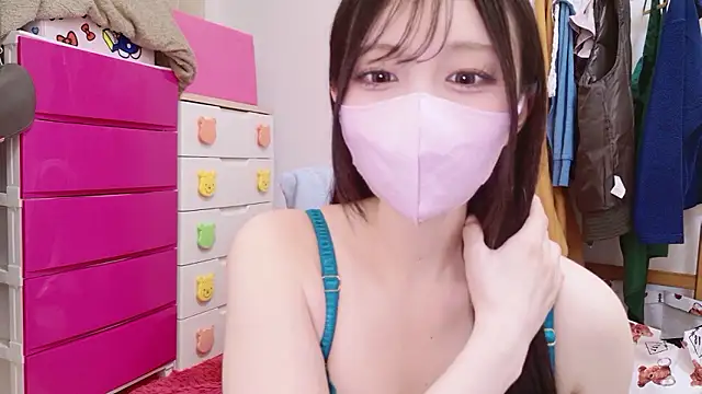 0o_MOMO_o0のウェブカメラショー