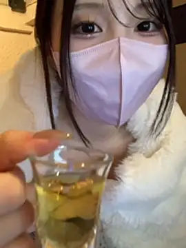 0o_MOMO_o0 Webcam show