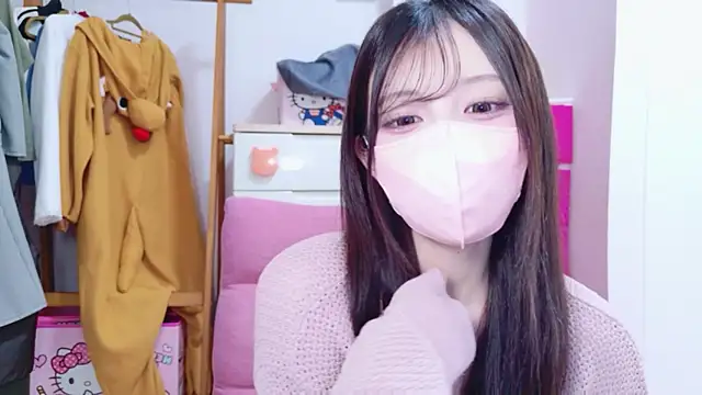 0o_MOMO_o0's Live XXX Chat