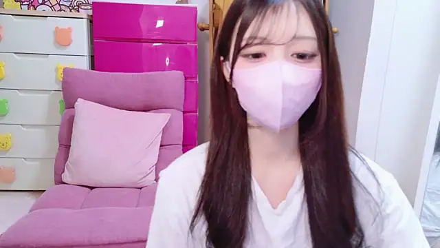 0o_MOMO_o0のウェブカメラショー