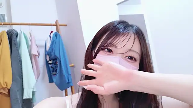 0o_MOMO_o0 Chat XXX in diretta