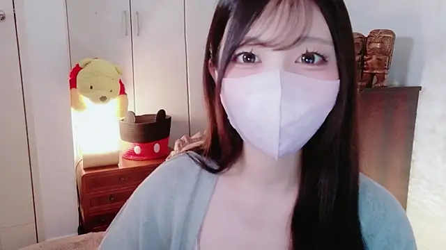 0o_MOMO_o0n Webbikameraesitys