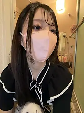 0o_MOMO_o0のウェブカメラショー