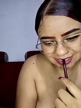 Sexxxy_Lau Webcam Show