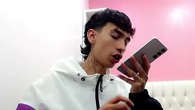 ttimy_x_boy Adlı Modelin Web Kamerası Şovu