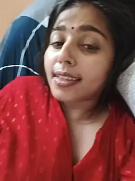 Cute-Simmi69 – webcam-show