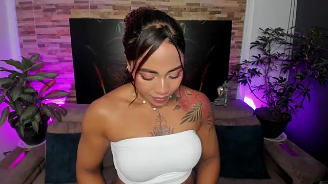 Czat XXX na żywo – emilyfitness