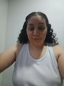 MirandaSoto's Live XXX Chat