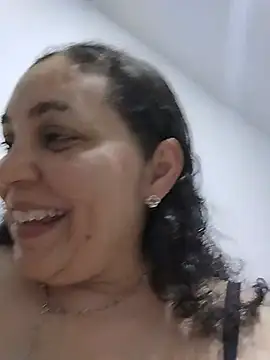 Онлайн чат XXX MirandaSoto