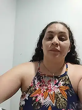 Chatroom XXX en direct de MirandaSoto