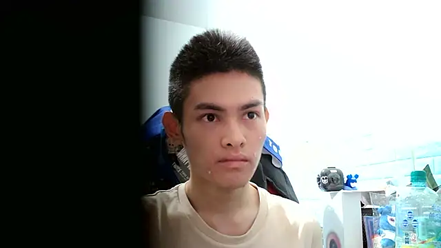 thisisbook_223 Show Webcam