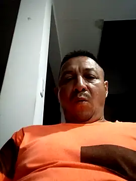 luchoarr Pertunjukan Webcam