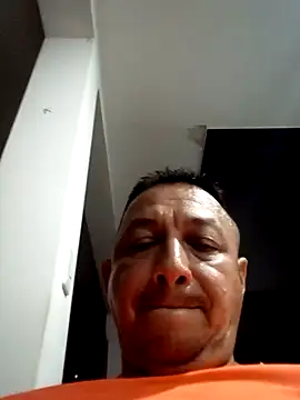 luchoarr's Webcam Show
