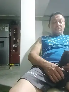 luchoarr Adlı Modelin Web Kamerası Şovu