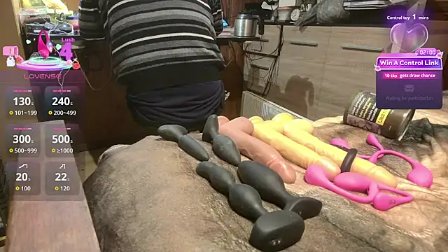 misteryman1956 Show in webcam