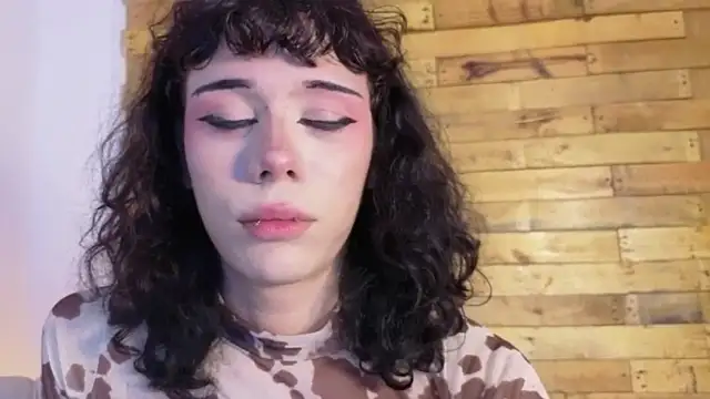 pixy_20's Webcam Show