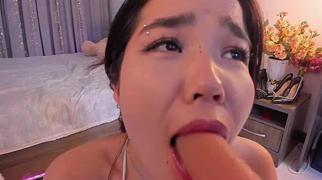Dollyaa 라이브 XXX 채팅