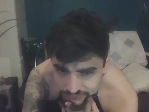 הופעת וובקאם של Bezzzzzerr