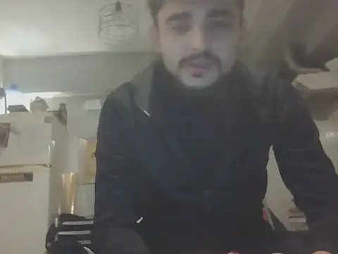 Bezzzzzerr élő XXX-chatje