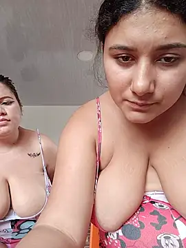 Sara_y_Amy Show in webcam