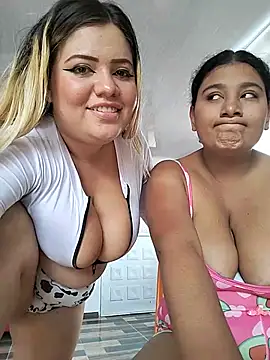 Sara_y_Amy's Live XXX Chat