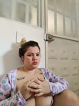 Pokazy przed kamerką – Sara_y_Amy