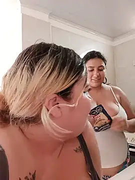 Sara_y_Amy XXX чат на живо
