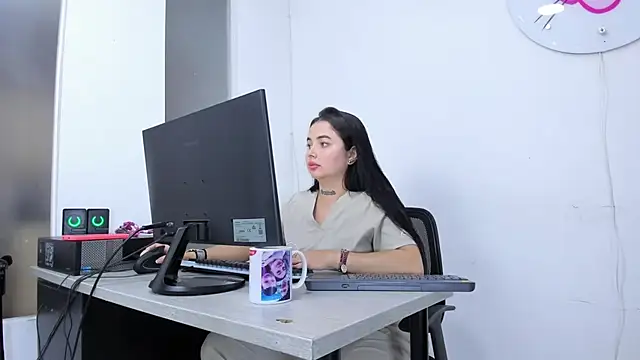 emagarcia 在線直播表演