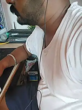 YOUR_DREAM_BOY Webcam Show