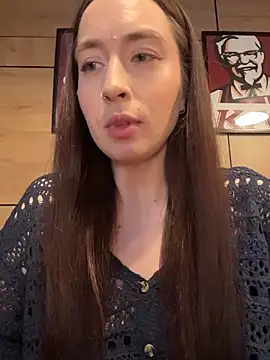 XXX chat uživo modela Holly_Play