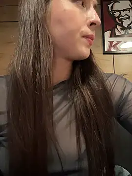 Holly_Play Webcam Show