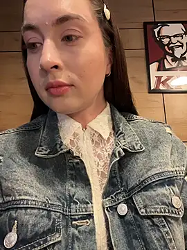 Živý XXX chat Holly_Play