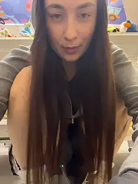 Holly_Play Webcamshow