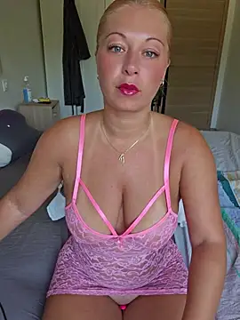Chaudesquirt Pertunjukan Webcam
