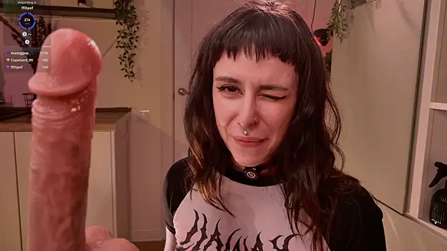 Chat XXX ao vivo de MichaellaMoon