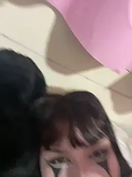 swettiebll 现场聊天室