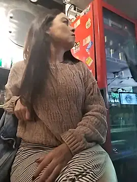 دردشة karlagiraldo198 الجنسية المباشرة