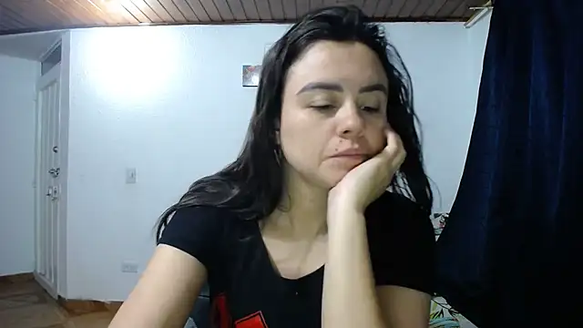 karlagiraldo198's Live XXX Chat