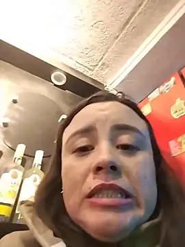 karlagiraldo198's Live XXX Chat