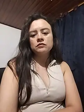 karlagiraldo198's Live XXX Chat