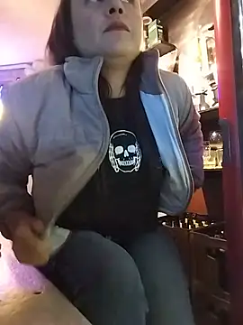 karlagiraldo198 – Naživo XXX chat