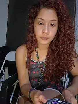 Caccau_scorpion Adlı Modelin Canlı XXX Sohbeti