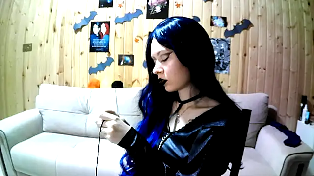 Zlata666 Adlı Modelin Canlı XXX Sohbeti